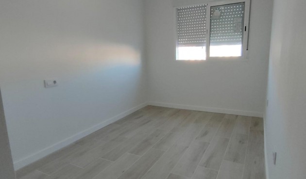 Resale - Town House -
Torrevieja - Sector 25