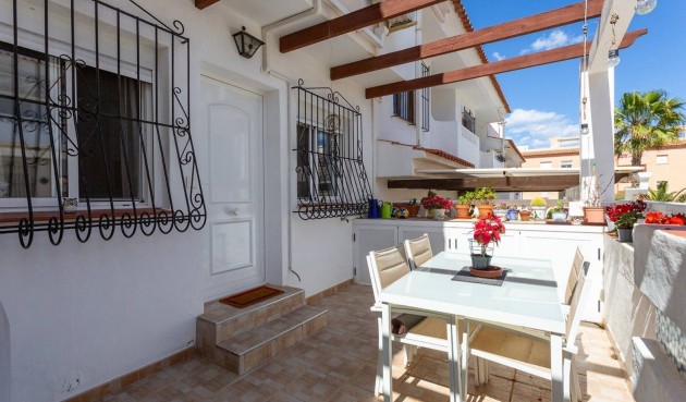 Resale - Villa -
Torrevieja - La Mata