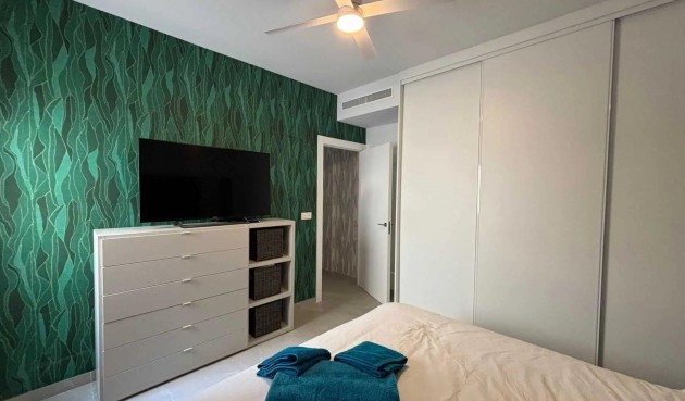 Resale - Penthouse -
Torrevieja - Las Piscinas Naturales