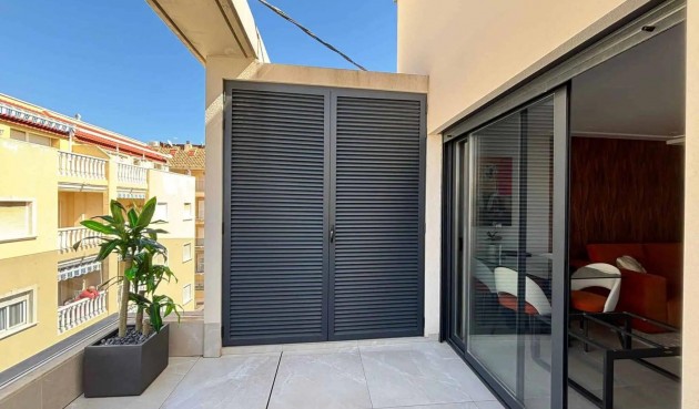Resale - Penthouse -
Torrevieja - Las Piscinas Naturales