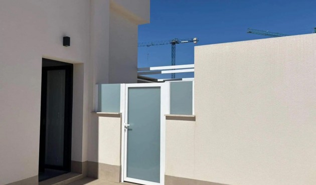 Resale - Penthouse -
Torrevieja - Las Piscinas Naturales