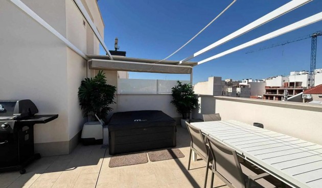 Resale - Penthouse -
Torrevieja - Las Piscinas Naturales