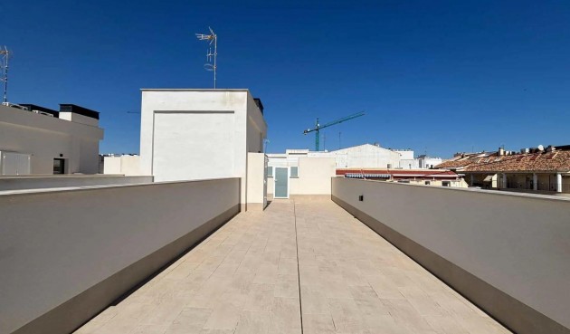 Resale - Penthouse -
Torrevieja - Las Piscinas Naturales
