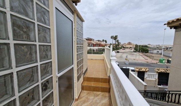 Resale - Bungalow -
Orihuela Costa - Punta Prima