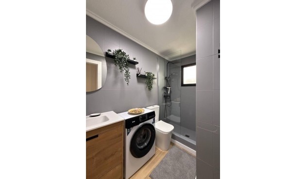 Resale - Apartment -
Torrevieja - Playa del Cura
