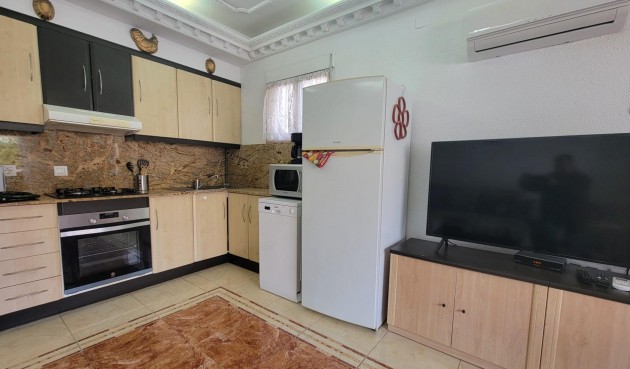Resale - Town House -
Torrevieja - El Chaparral