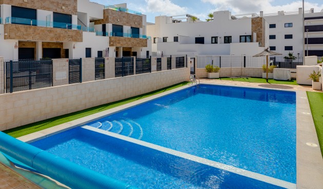 Resale - Villa -
Villamartin - Costa Blanca