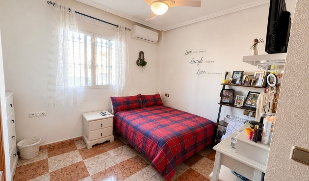 Resale - Apartment -
Cabo Roig - Costa Blanca