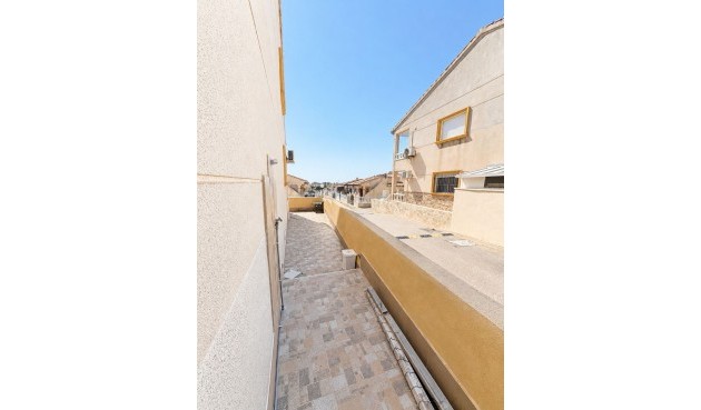 Resale - Apartment -
Cabo Roig - Costa Blanca