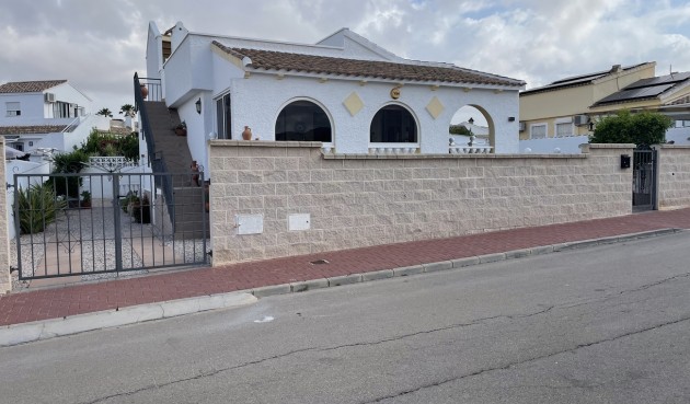Resale - Villa -
Camposol - Inland