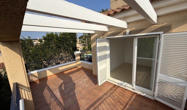 Resale - Town House -
Mil Palmeras - Costa Blanca