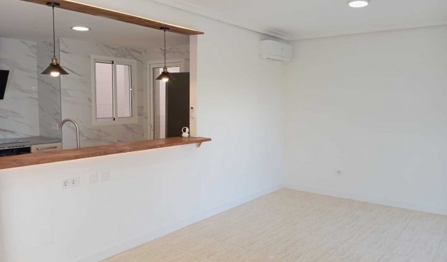 Resale - Town House -
Mil Palmeras - Costa Blanca