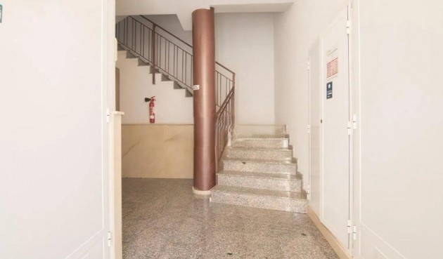 Resale - Apartment -
El Altet - Balsares