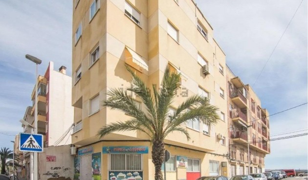 Resale - Apartment -
El Altet - Balsares