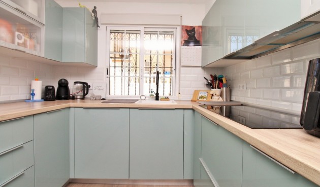 Resale - Town House -
Villamartin - Costa Blanca