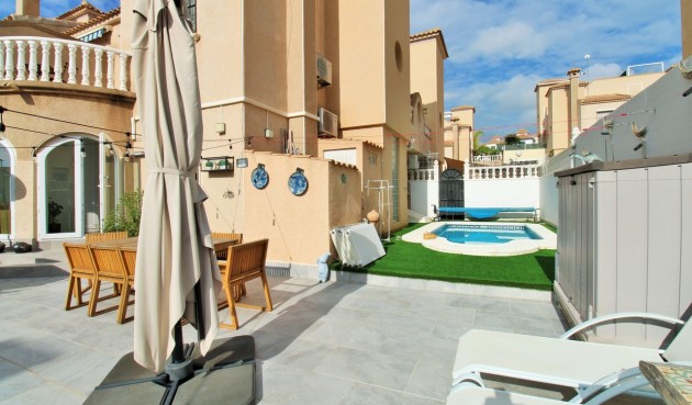 Resale - Town House -
Villamartin - Costa Blanca