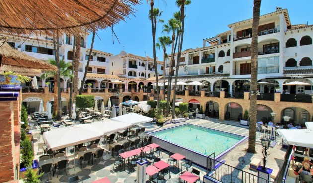 Resale - Town House -
Villamartin - Costa Blanca