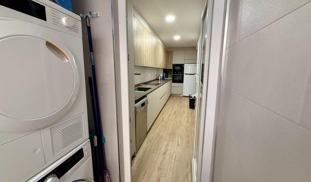 Resale - Apartment -
Torrevieja - Centro