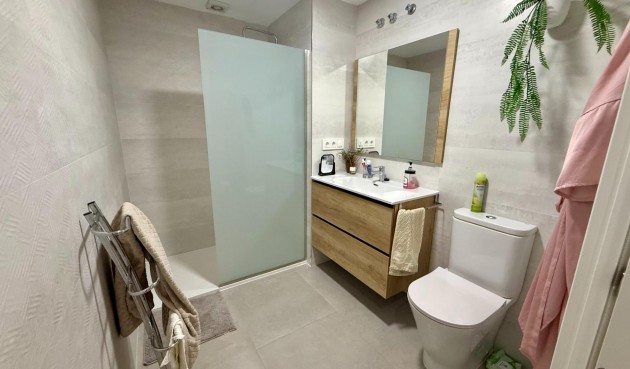 Resale - Apartment -
Torrevieja - Centro