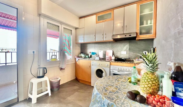 Resale - Apartment -
Torrevieja - Playa de los Locos