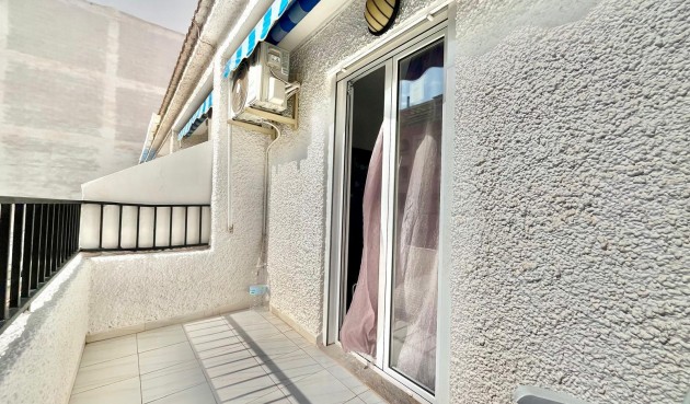 Resale - Apartment -
Torrevieja - Playa de los Locos