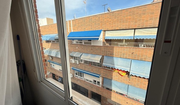 Resale - Apartment -
Torrevieja - Playa del Cura