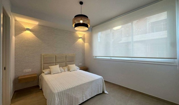 Brukt - Apartment -
Torrevieja - Playa de los Locos