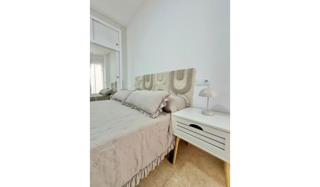 Reventa - Apartment -
Torrevieja