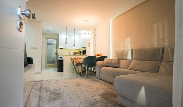 Resale - Town House -
Torrevieja - aguas nuevas