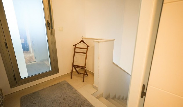 Resale - Town House -
Torrevieja - aguas nuevas