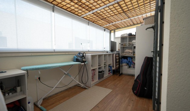 Resale - Town House -
Torrevieja - aguas nuevas