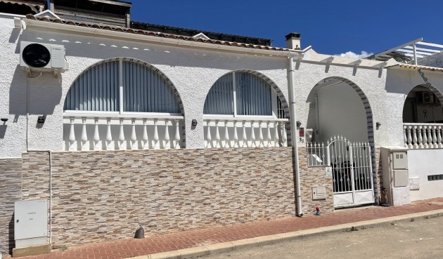 Brukt - Bungalow -
Camposol - Inland