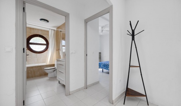 Återförsäljning - Bungalow -
Torrevieja - Costa Blanca