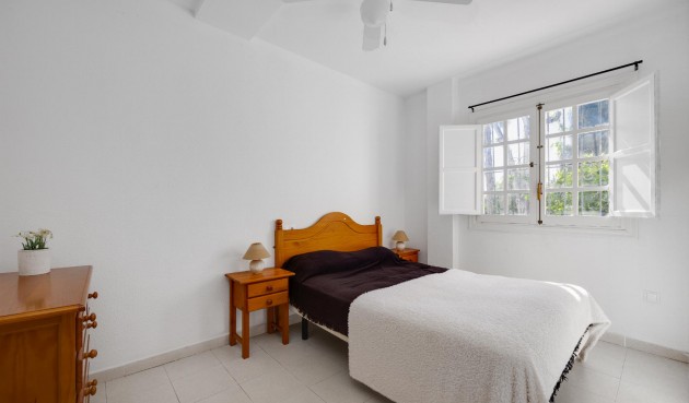 Återförsäljning - Bungalow -
Torrevieja - Costa Blanca