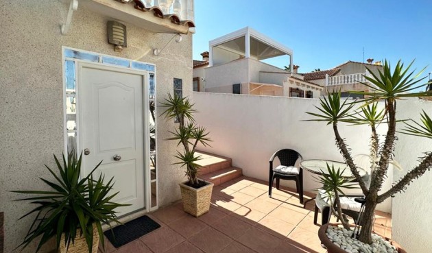 Brukt - Villa -
San Miguel de Salinas - Inland