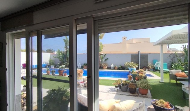 Brukt - Villa -
Torrevieja - Torreta Florida