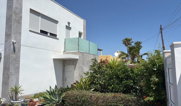 Brukt - Villa -
Torrevieja - Torreta Florida