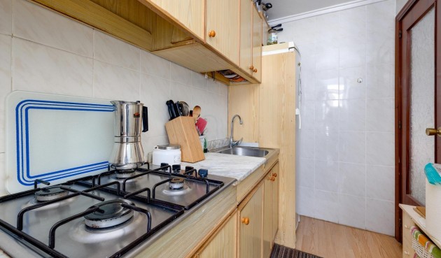 Resale - Apartment -
Torrevieja - Centro