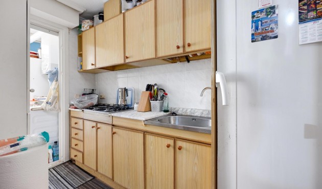 Resale - Apartment -
Torrevieja - Centro