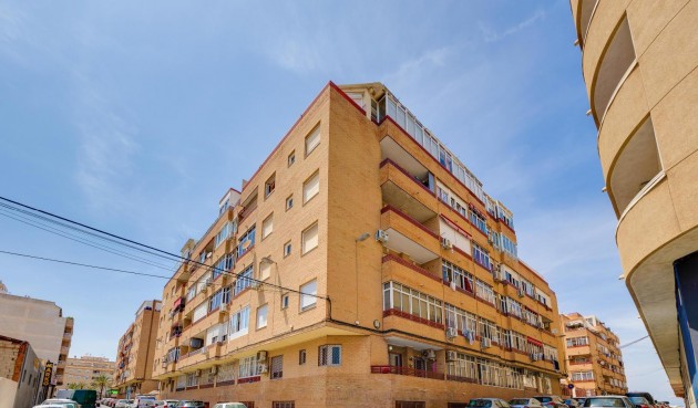 Resale - Apartment -
Torrevieja - Centro