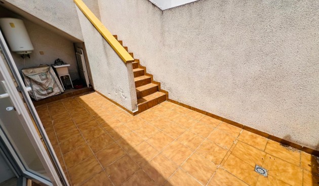 Brukt - Town House -
Daya Nueva - Costa Blanca