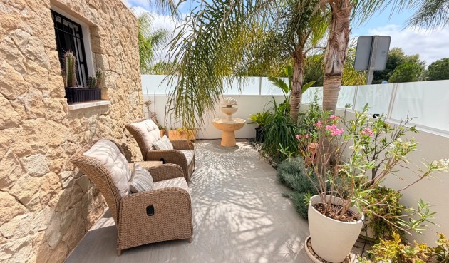 Resale - Villa -
Los Montesinos - Costa Blanca