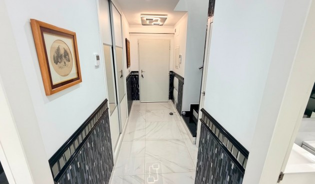 Resale - Villa -
Los Montesinos - Costa Blanca