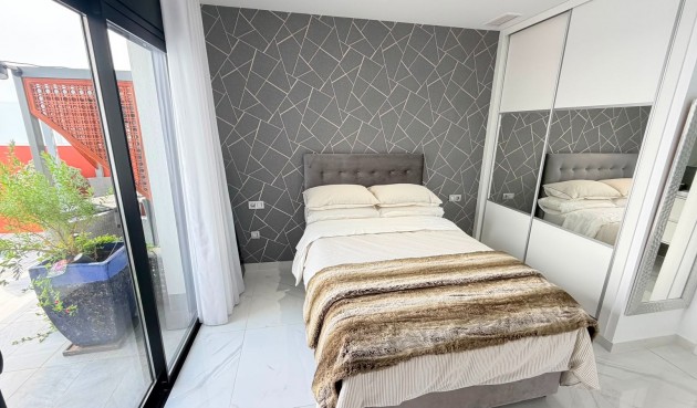 Resale - Villa -
Los Montesinos - Costa Blanca