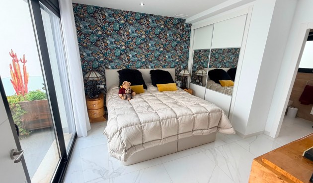 Resale - Villa -
Los Montesinos - Costa Blanca