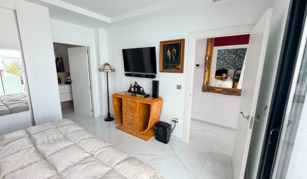 Resale - Villa -
Los Montesinos - Costa Blanca