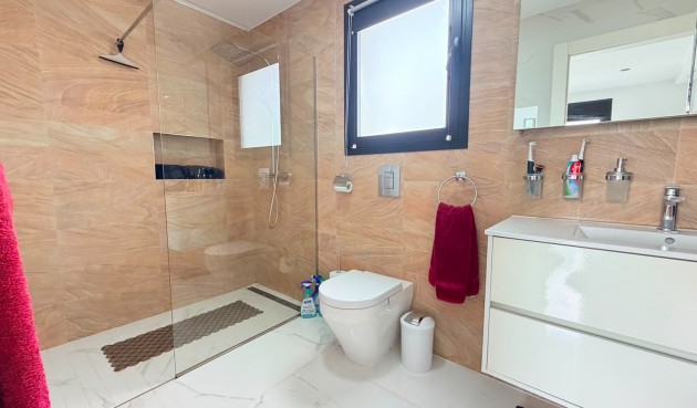Resale - Villa -
Los Montesinos - Costa Blanca
