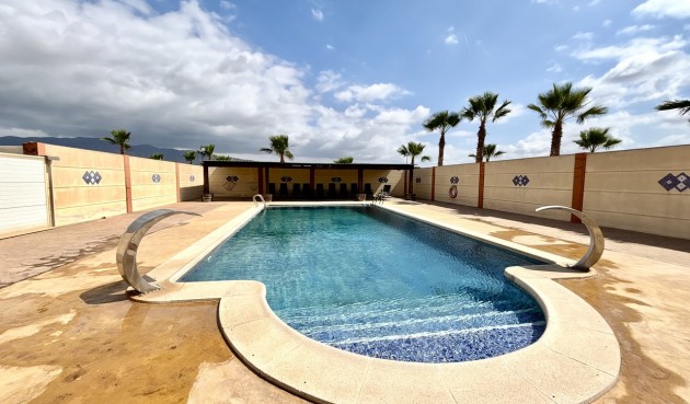 Brukt - Villa -
Fuente Álamo - Inland