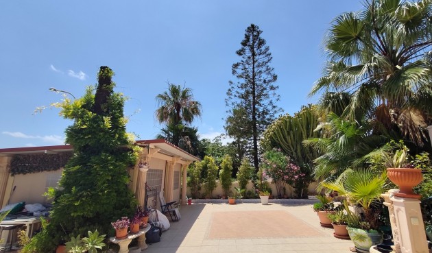Brukt - Villa -
Ciudad Quesada - Costa Blanca
