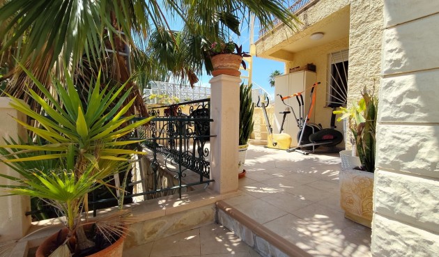 Brukt - Villa -
Ciudad Quesada - Costa Blanca